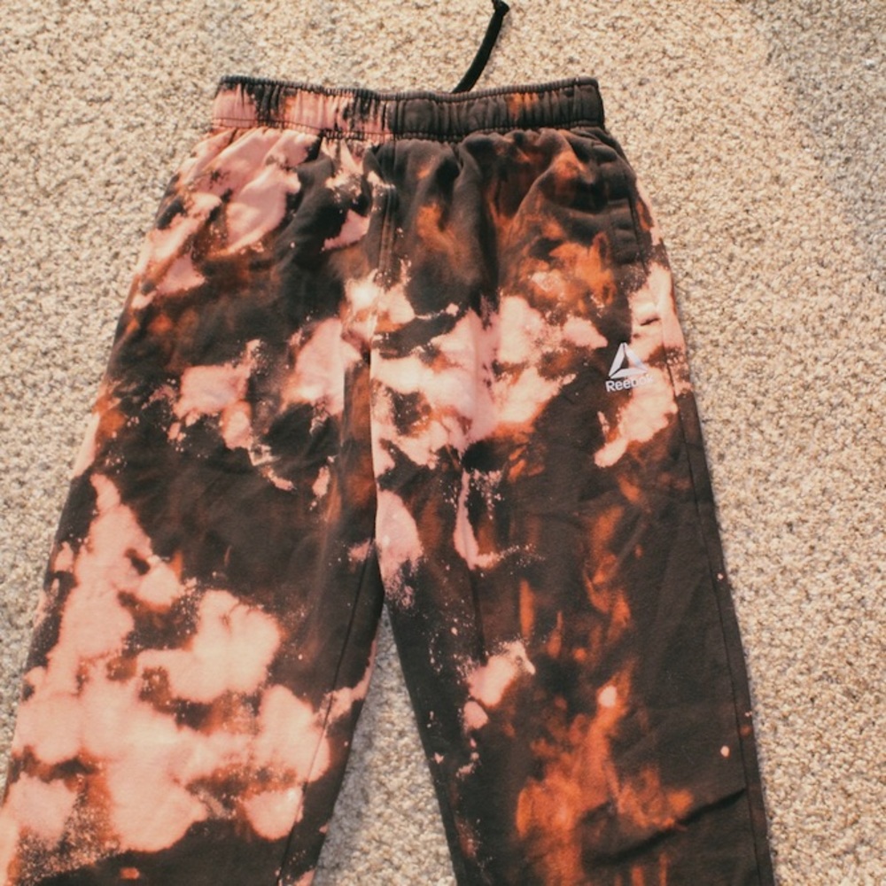 REEBOK ACID WASH SWEATS